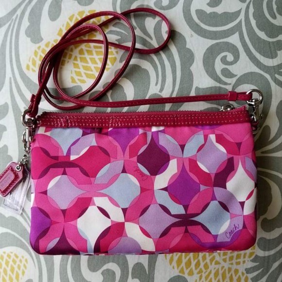 Coach Poppy Kaleidoscope Crossbody Bag - Picture 3 of 8